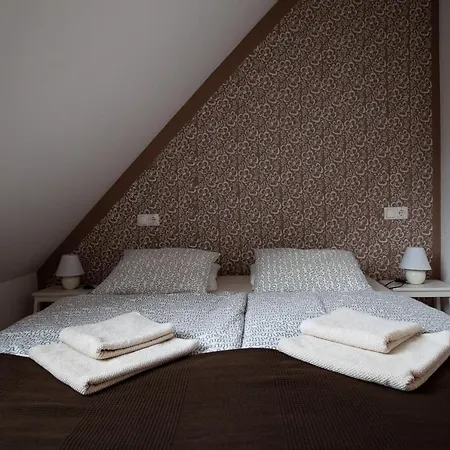 Tourist Farm Storman With Ev Ch-station