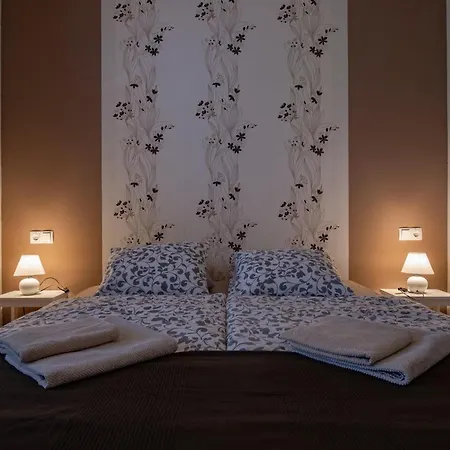 Tourist Farm Storman With Ev Ch-station *