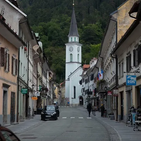 Tourist Farm Storman With Ev Ch-station Lantgård