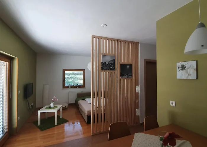 Κατάλυμα σε φάρμα Tourist Farm Storman With Ev Ch-station *